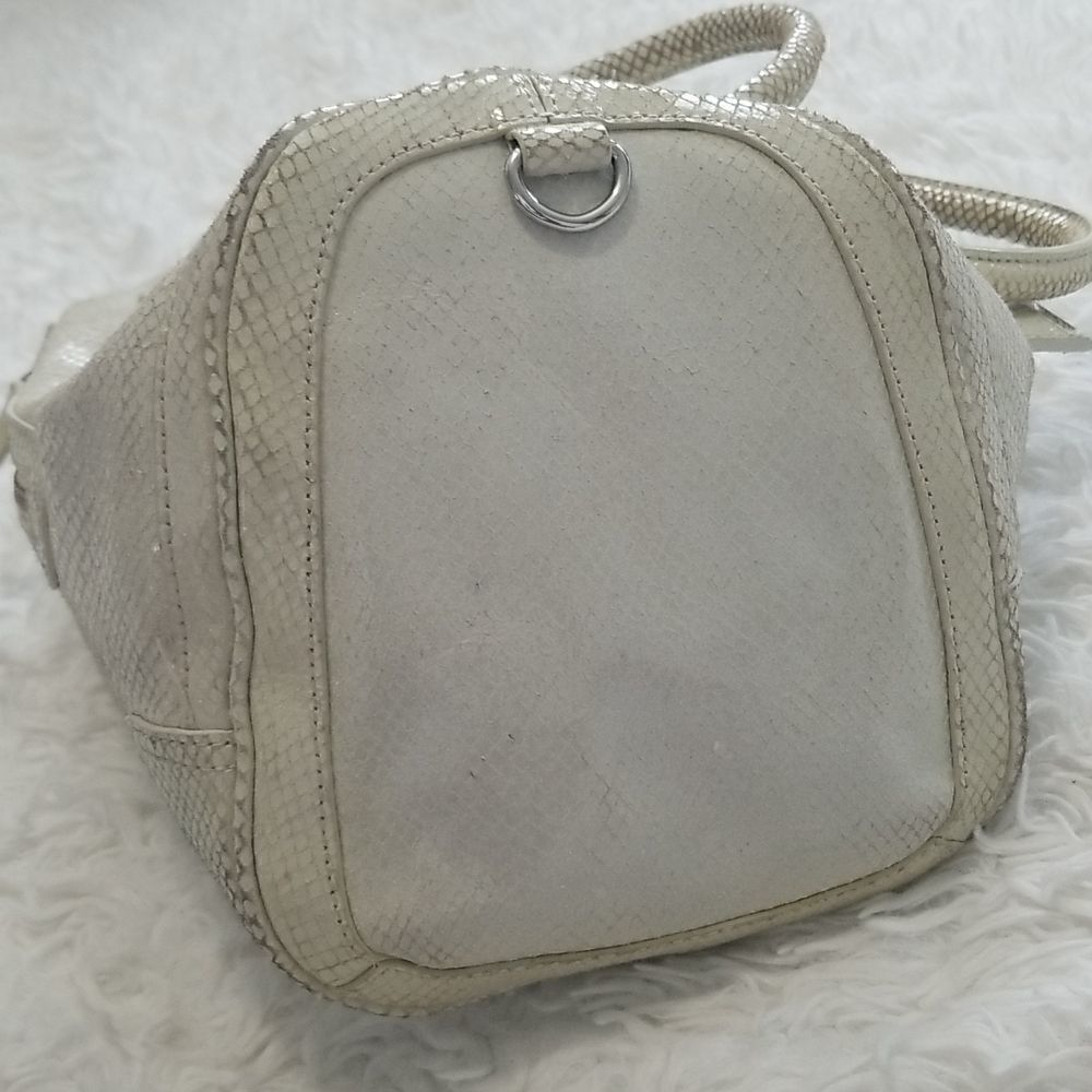 Calvin Klein Cream Handbag Sz Medium - Picture 4 of 10